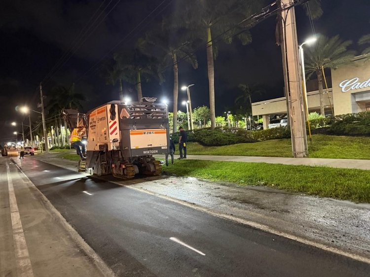 Milling northbound shoulder and bike lane   May 2025