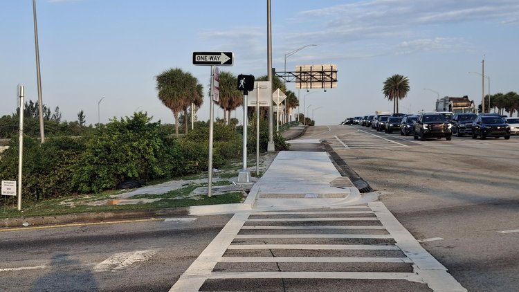 New Ped Signal and Sidewalk ? Ok eechobee Blvd EB   June 2025